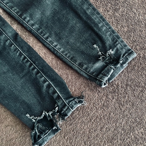 American Eagle Jeans - Picture 5 of 8